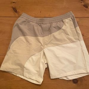 Outdoor Voices RecTrek 7” Colorblock Shorts